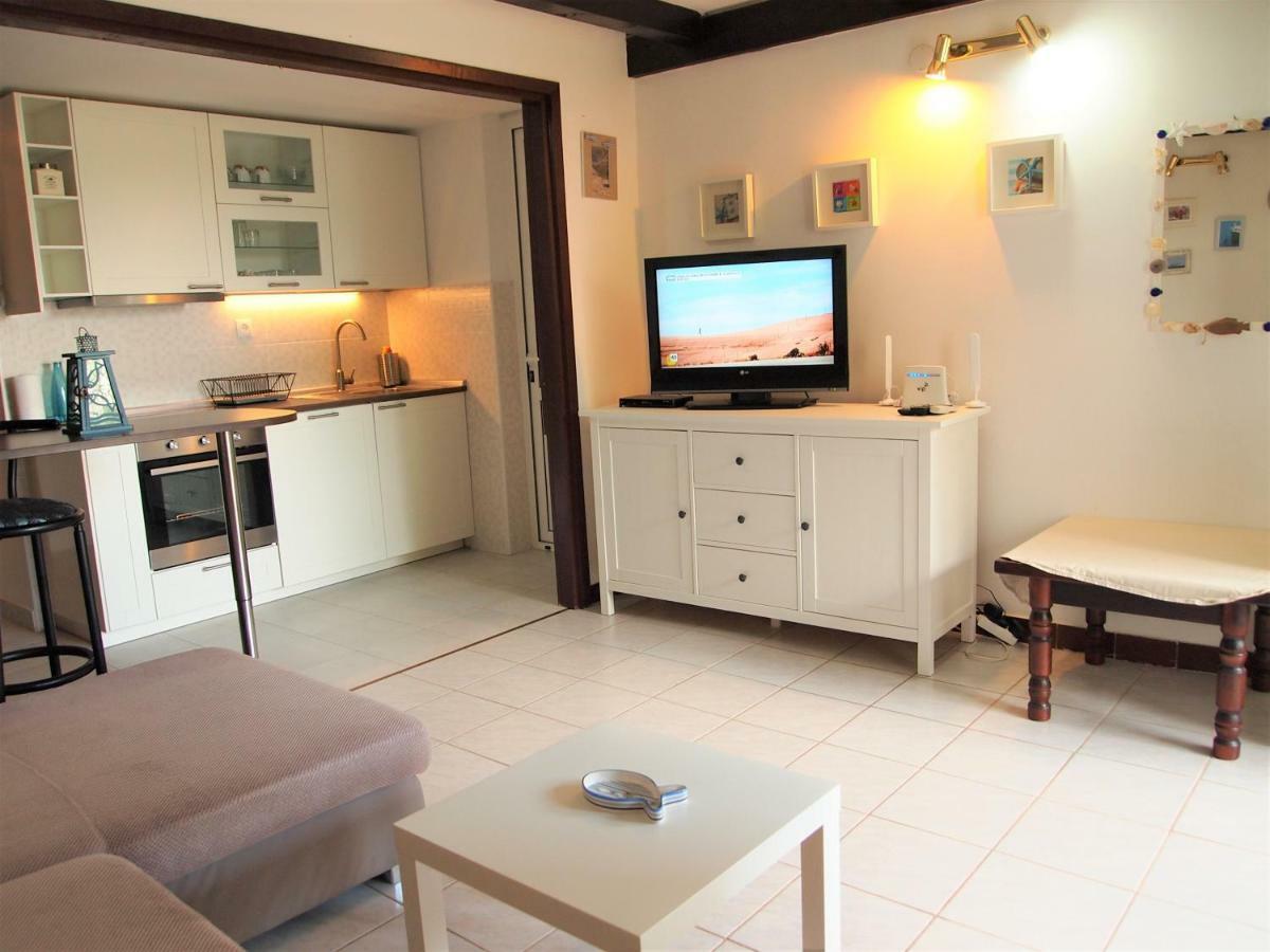 Apartment Mira Novalja Luaran gambar