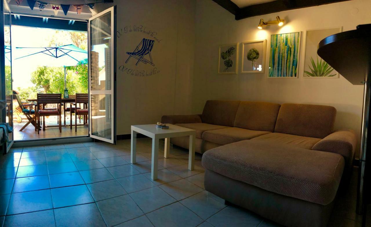 Apartment Mira Novalja Luaran gambar